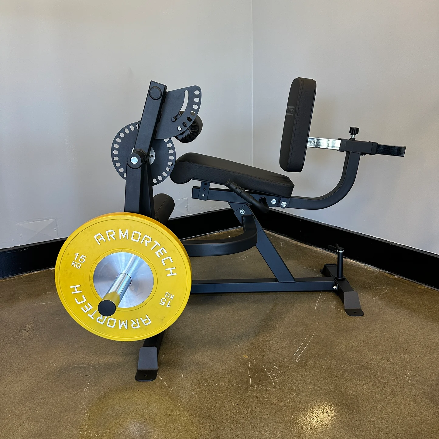 Armortech V2 Leg Extension / Leg Curl Machine